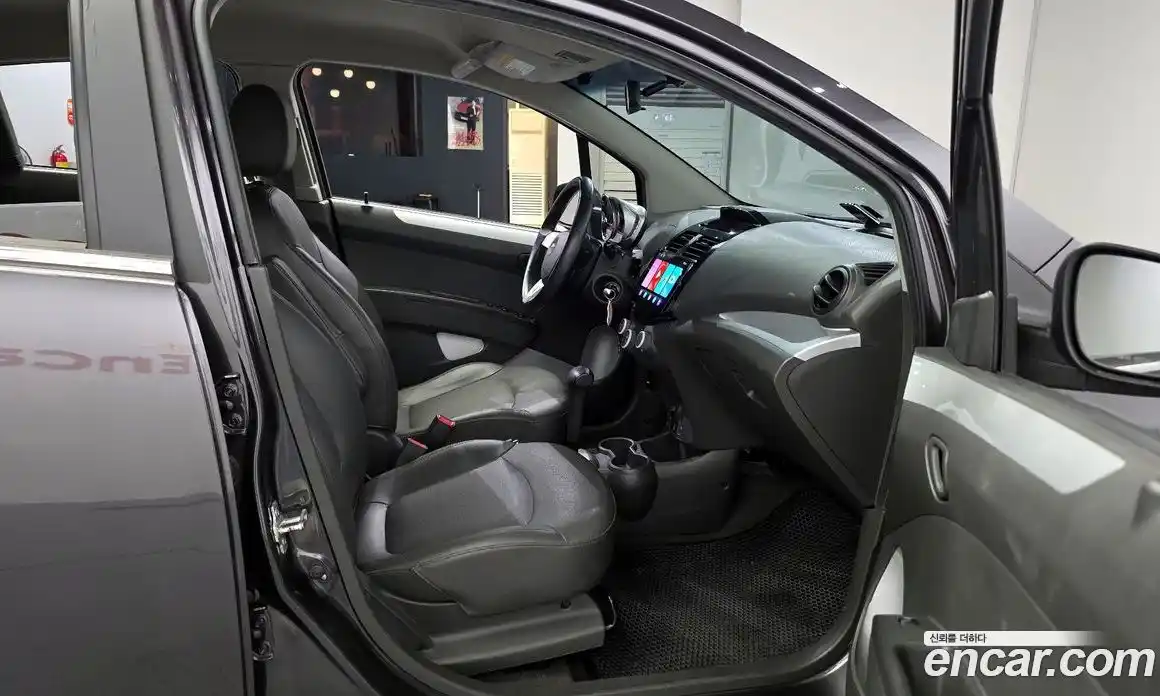 Chevrolet Spark 2014 1.0 автомат (гидро), фото 13