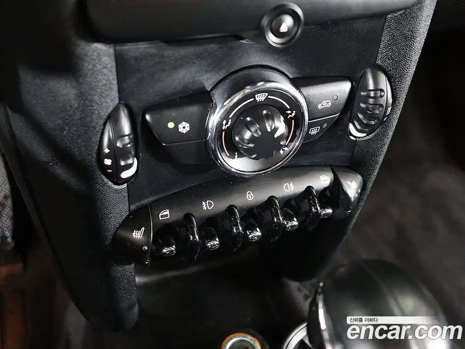 Mini Cooper 2011 1.6 автомат (гидро), фото 11