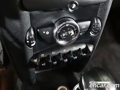 Mini Cooper 2011 1.6 автомат (гидро), миниатюра 11