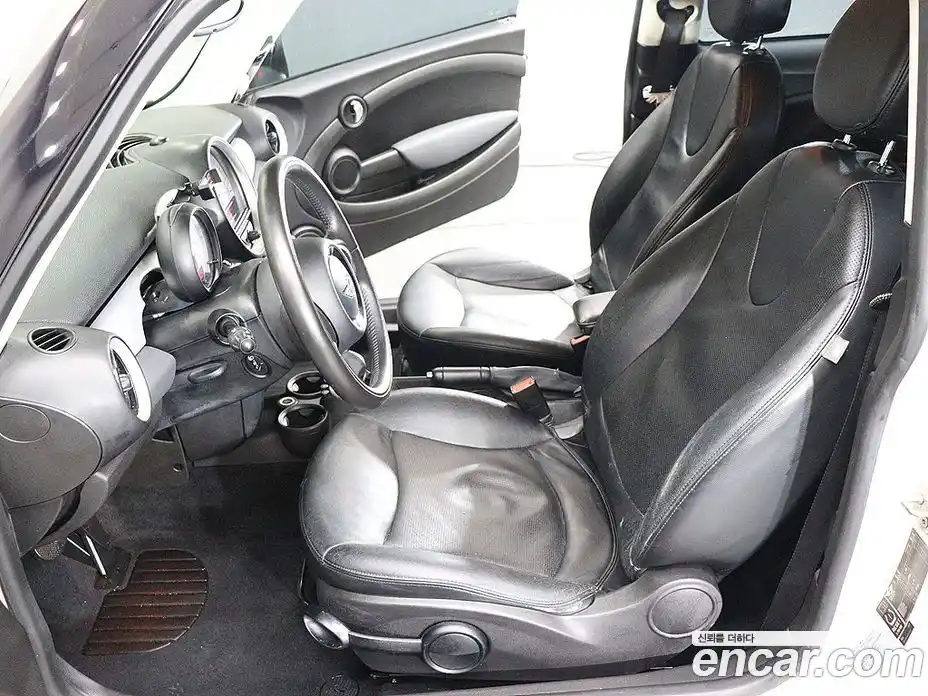 Mini Cooper 2011 1.6 автомат (гидро), фото 16