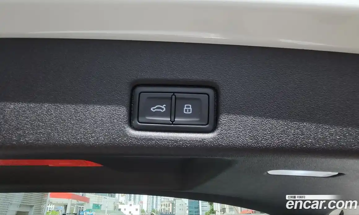 Audi Q5 2025 2.0 автомат (гидро), фото 16