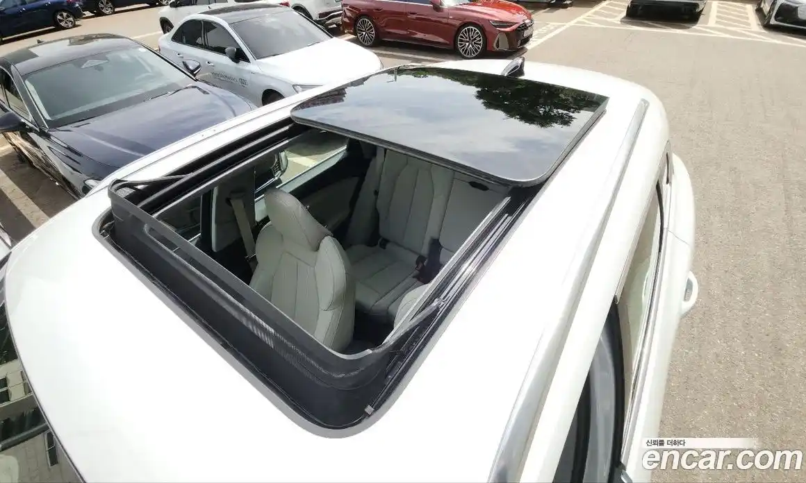 Audi Q5 2025 2.0 автомат (гидро), фото 17