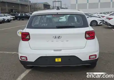 Hyundai Venue 2026 1.6 автомат (гидро), миниатюра 3