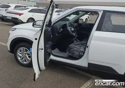 Hyundai Venue 2026 1.6 автомат (гидро), миниатюра 4