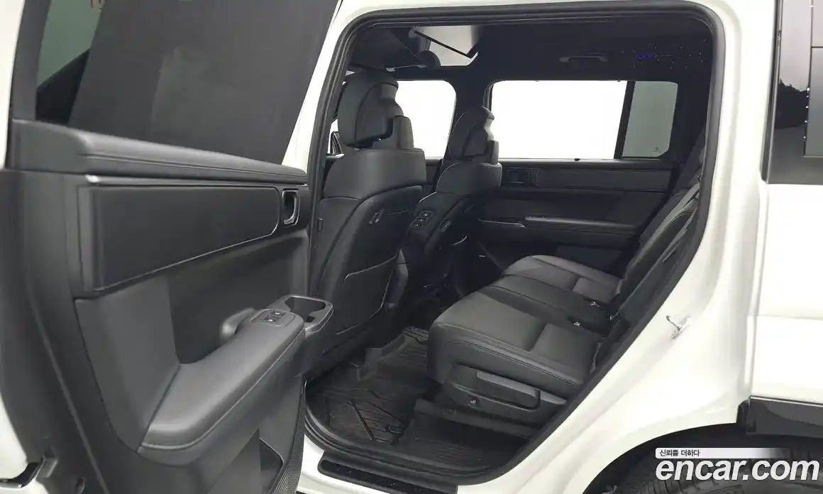 Hyundai Santa Fe 2025 2.5 автомат (гидро), фото 28