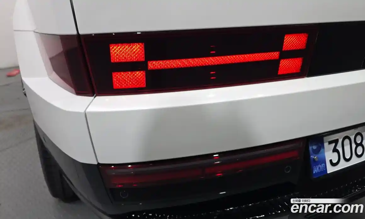 Hyundai Santa Fe 2025 2.5 автомат (гидро), фото 9