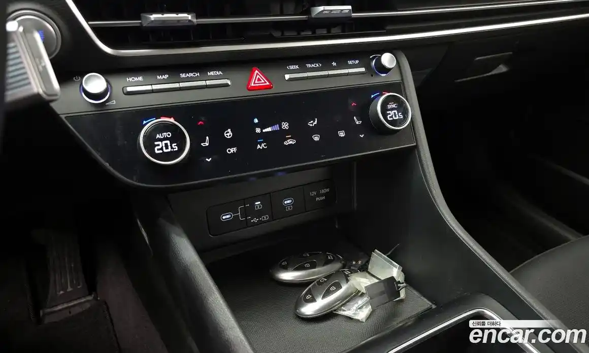 Hyundai Sonata 2024 2.0 автомат (гидро), фото 23