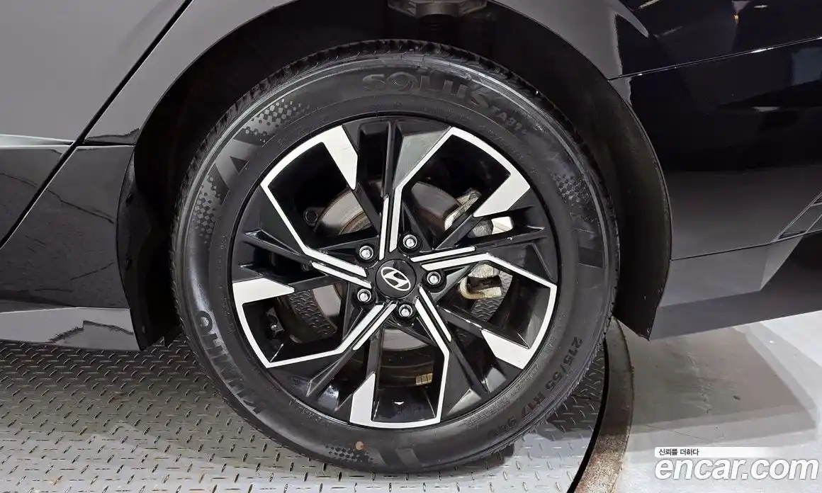 Hyundai Sonata 2024 2.0 автомат (гидро), фото 7