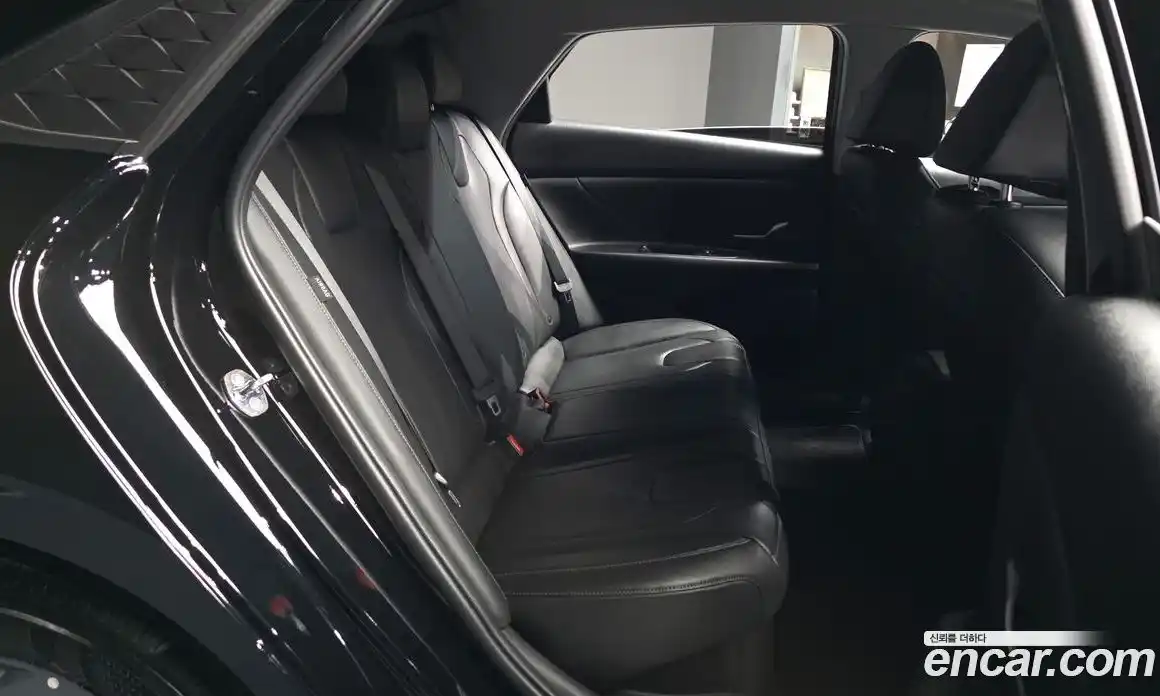 Hyundai Avante 2025 1.6 автомат (гидро), фото 18