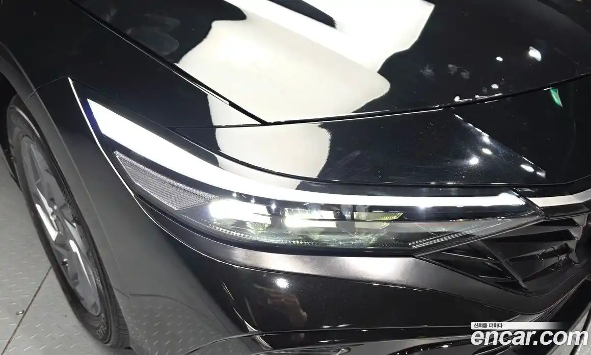 Hyundai Avante 2025 1.6 автомат (гидро), фото 8