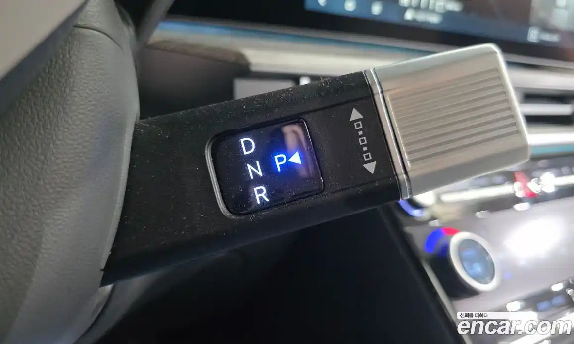Hyundai Santa Fe 2024 1.6 автомат (гидро), фото 9