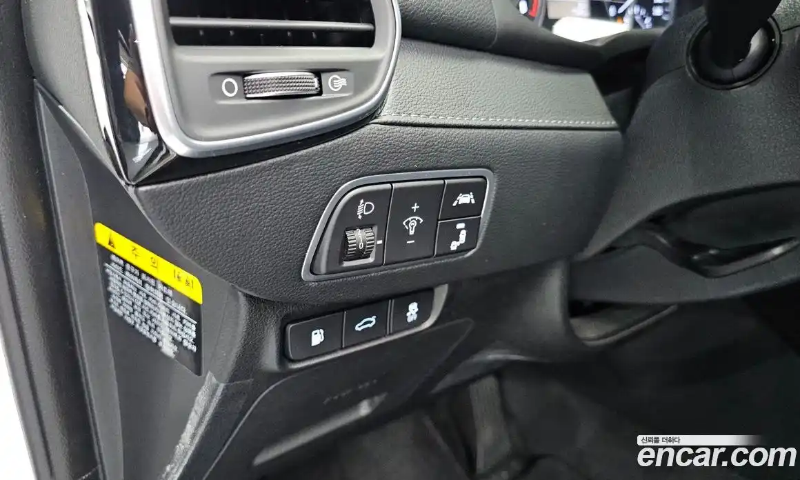 Hyundai Grandeur 2018 2.4 автомат (гидро), фото 24