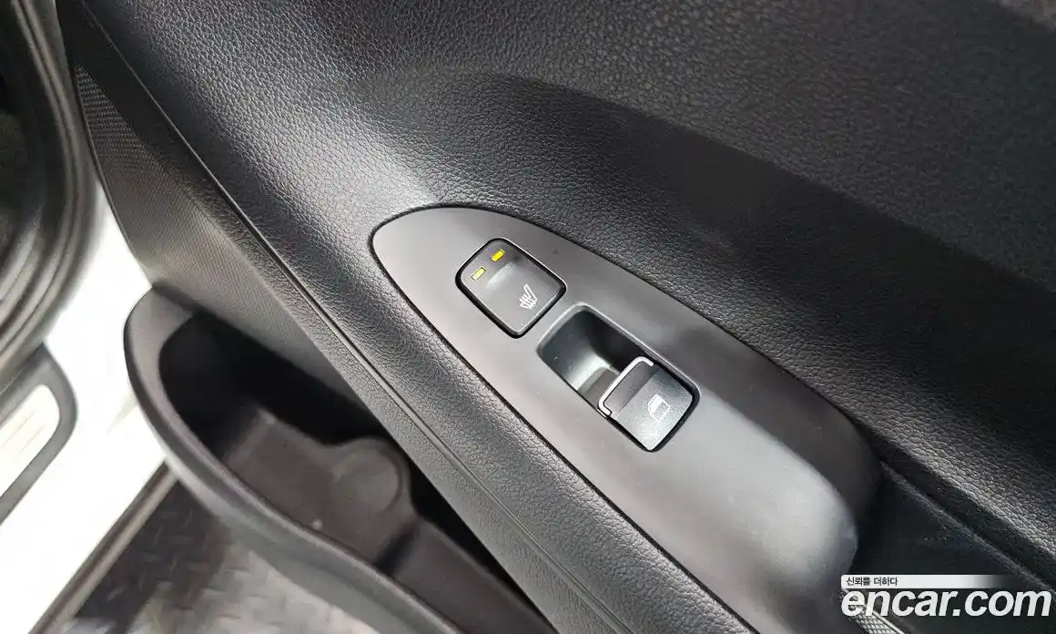 Hyundai Grandeur 2018 2.4 автомат (гидро), фото 26