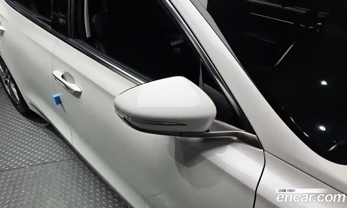 Hyundai Grandeur 2018 2.4 автомат (гидро), фото 29