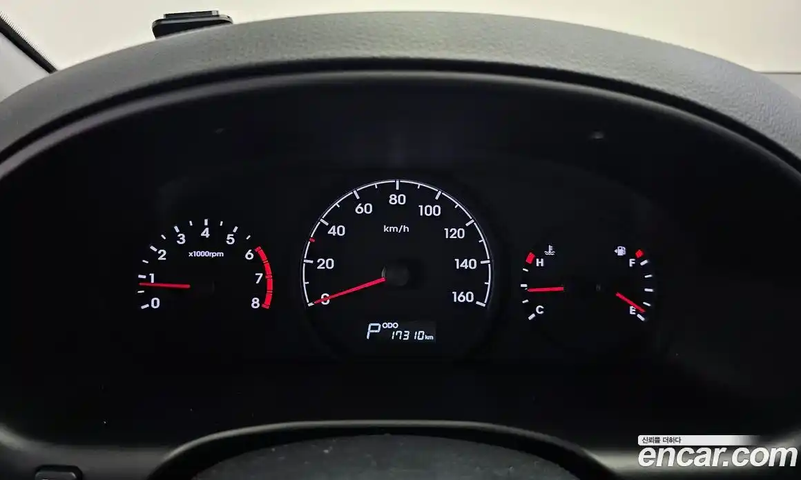 Hyundai Starex 2018 2.4 автомат (гидро), фото 11