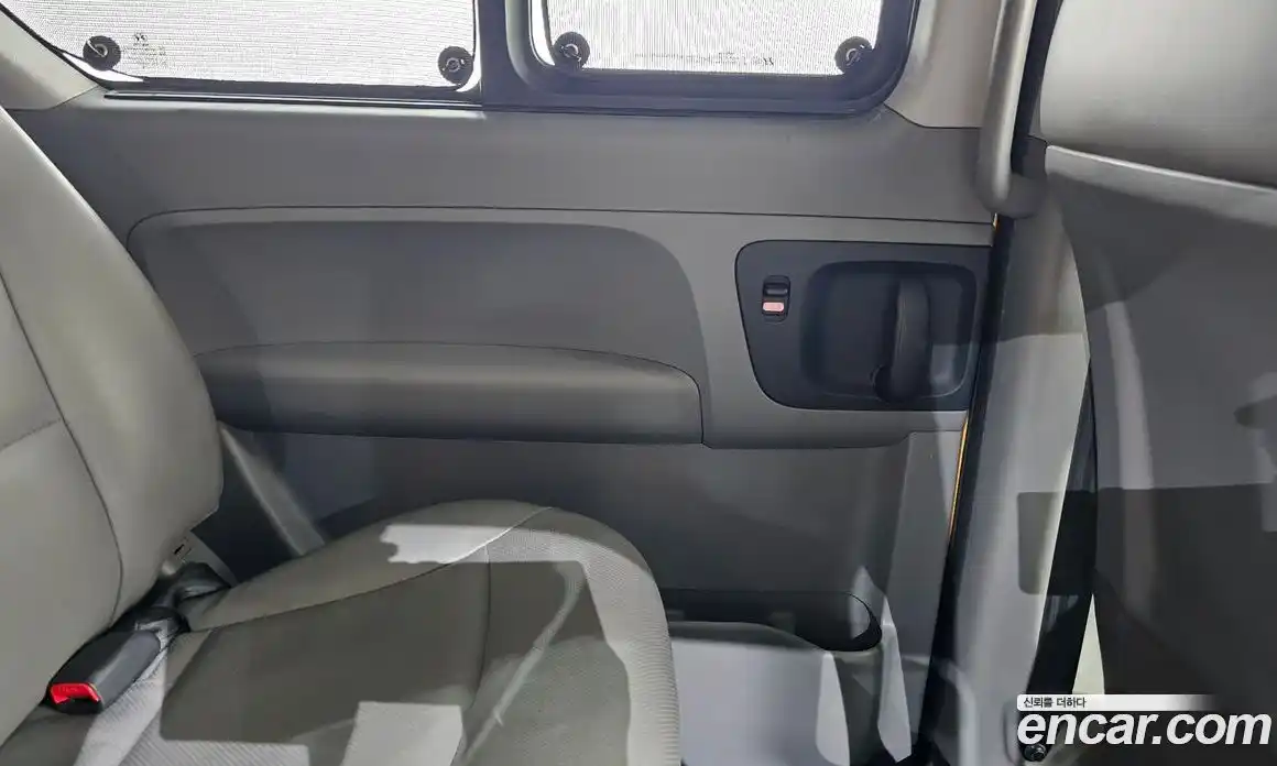 Hyundai Starex 2018 2.4 автомат (гидро), фото 15