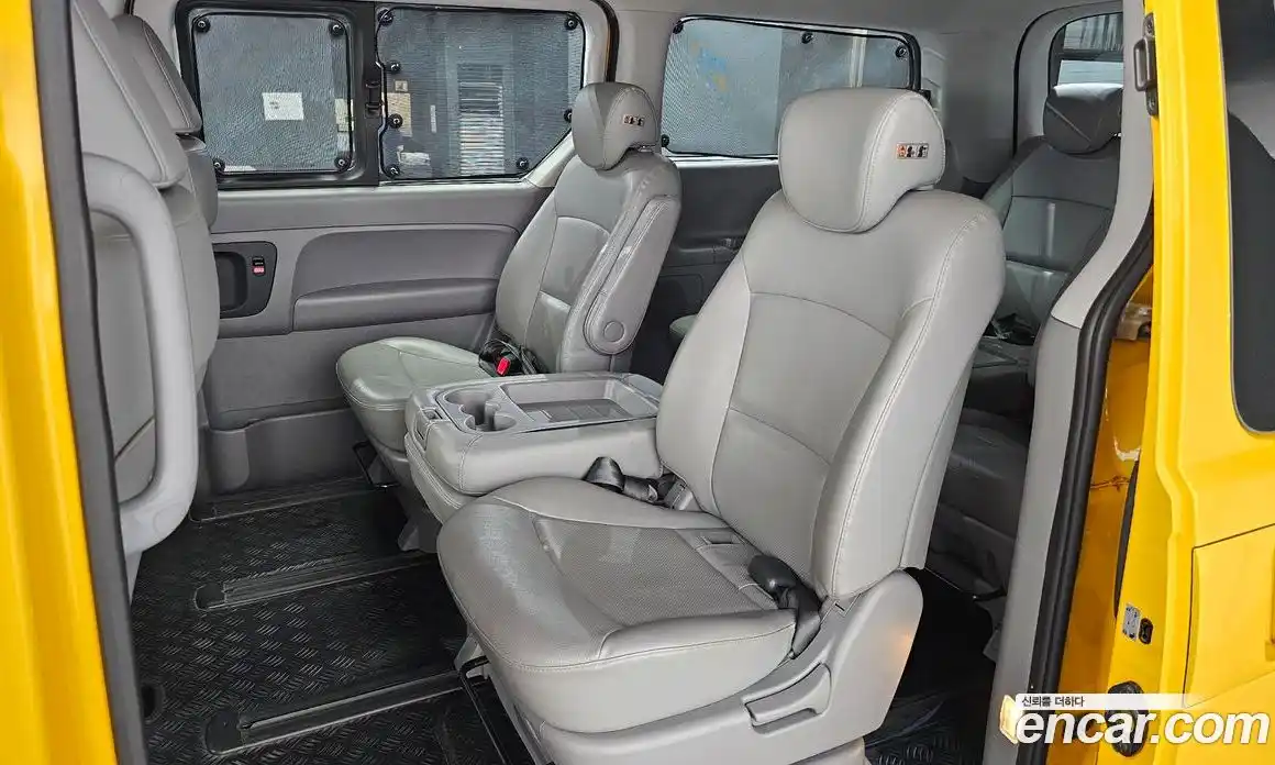 Hyundai Starex 2018 2.4 автомат (гидро), фото 16