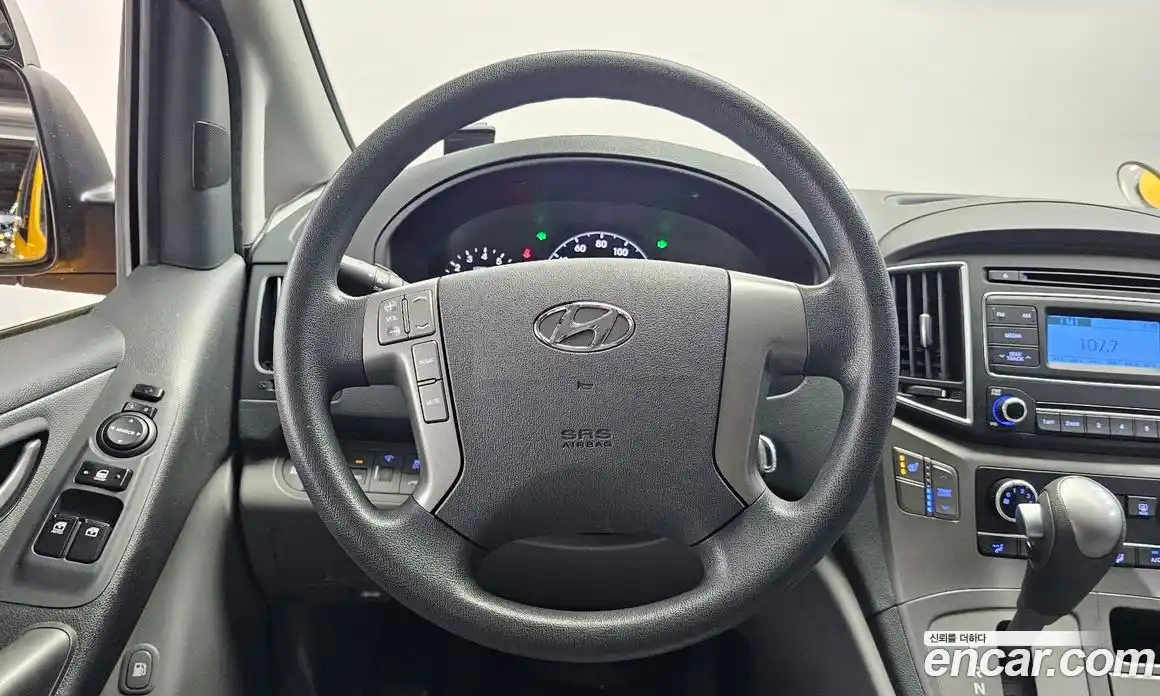 Hyundai Starex 2018 2.4 автомат (гидро), фото 19