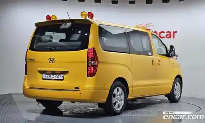 Hyundai Starex 2018 2.4 автомат (гидро), миниатюра 2