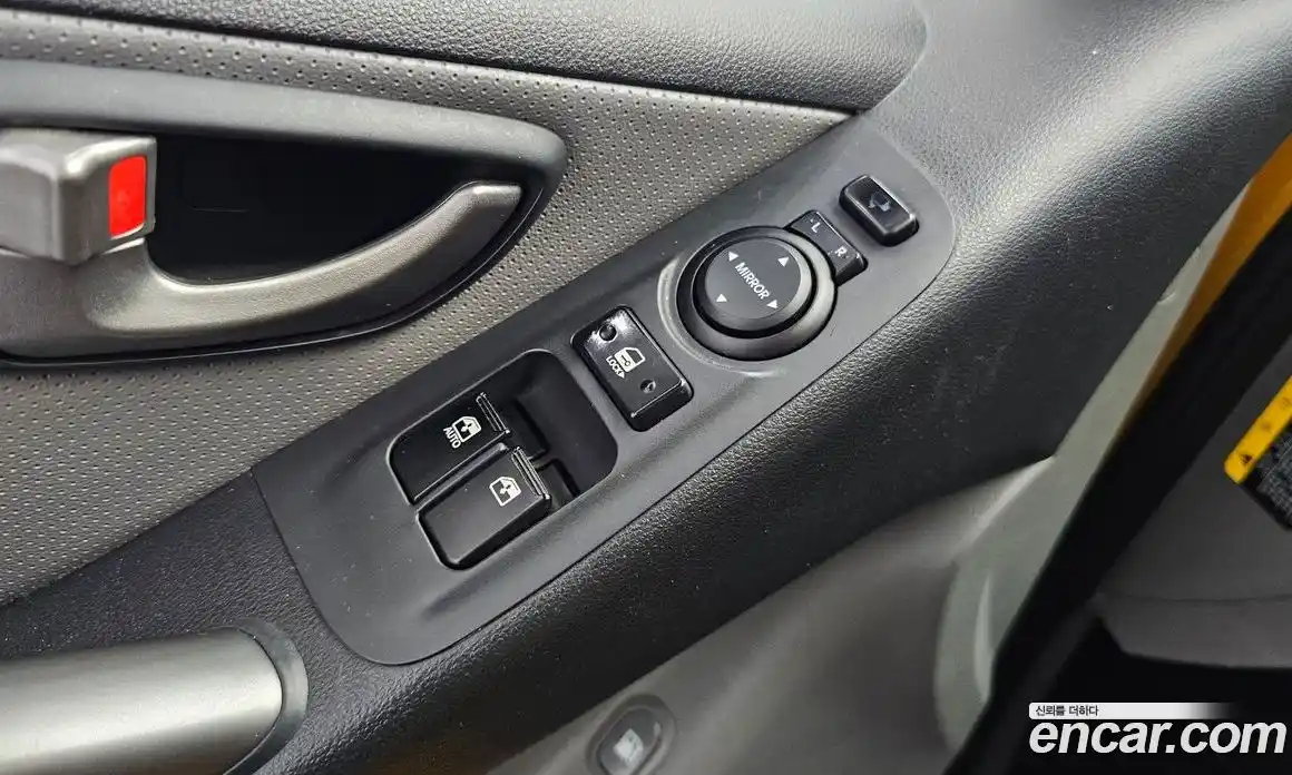 Hyundai Starex 2018 2.4 автомат (гидро), фото 22