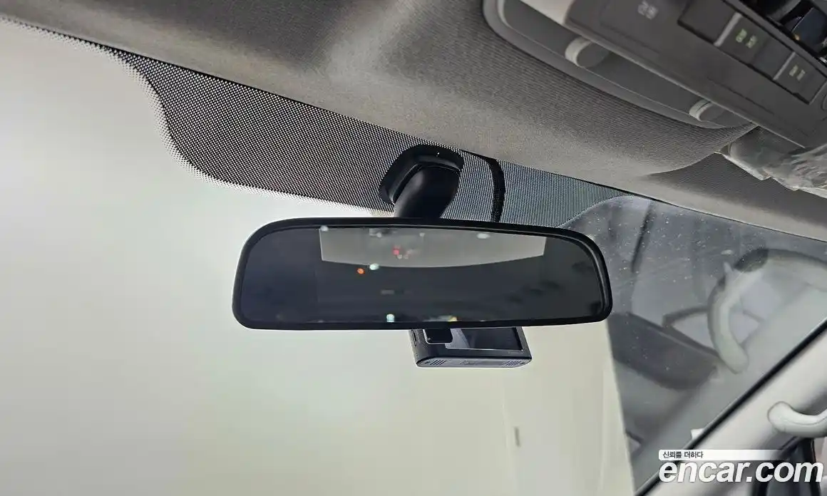 Hyundai Starex 2018 2.4 автомат (гидро), фото 23