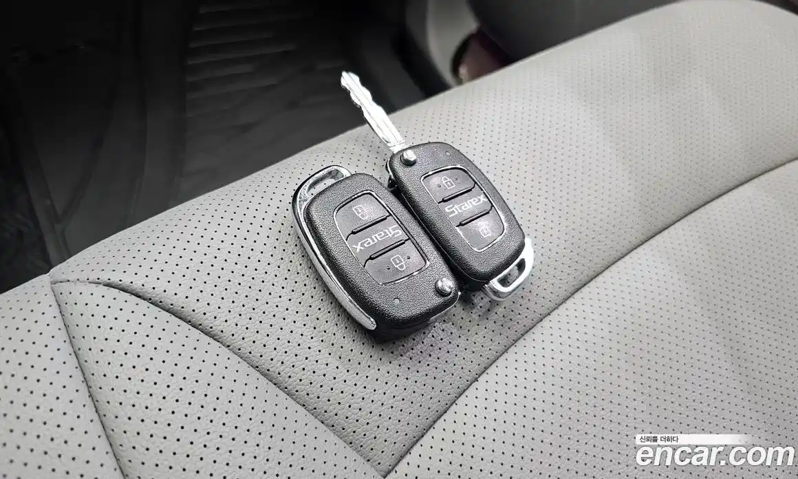 Hyundai Starex 2018 2.4 автомат (гидро), фото 24
