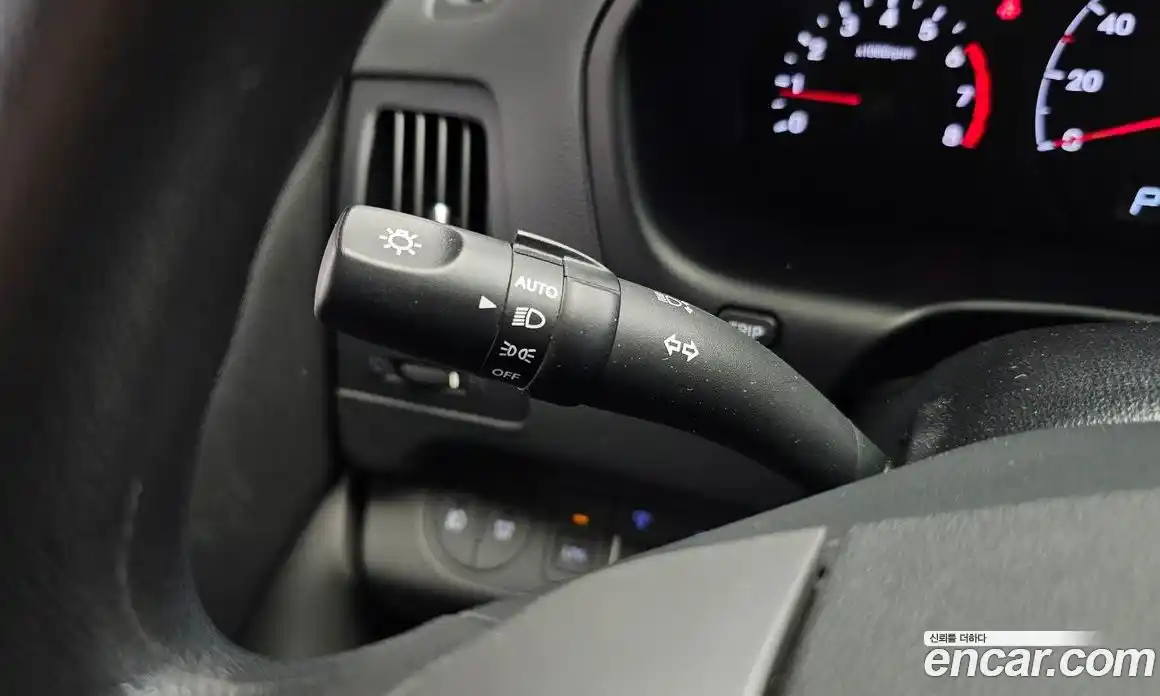 Hyundai Starex 2018 2.4 автомат (гидро), фото 25