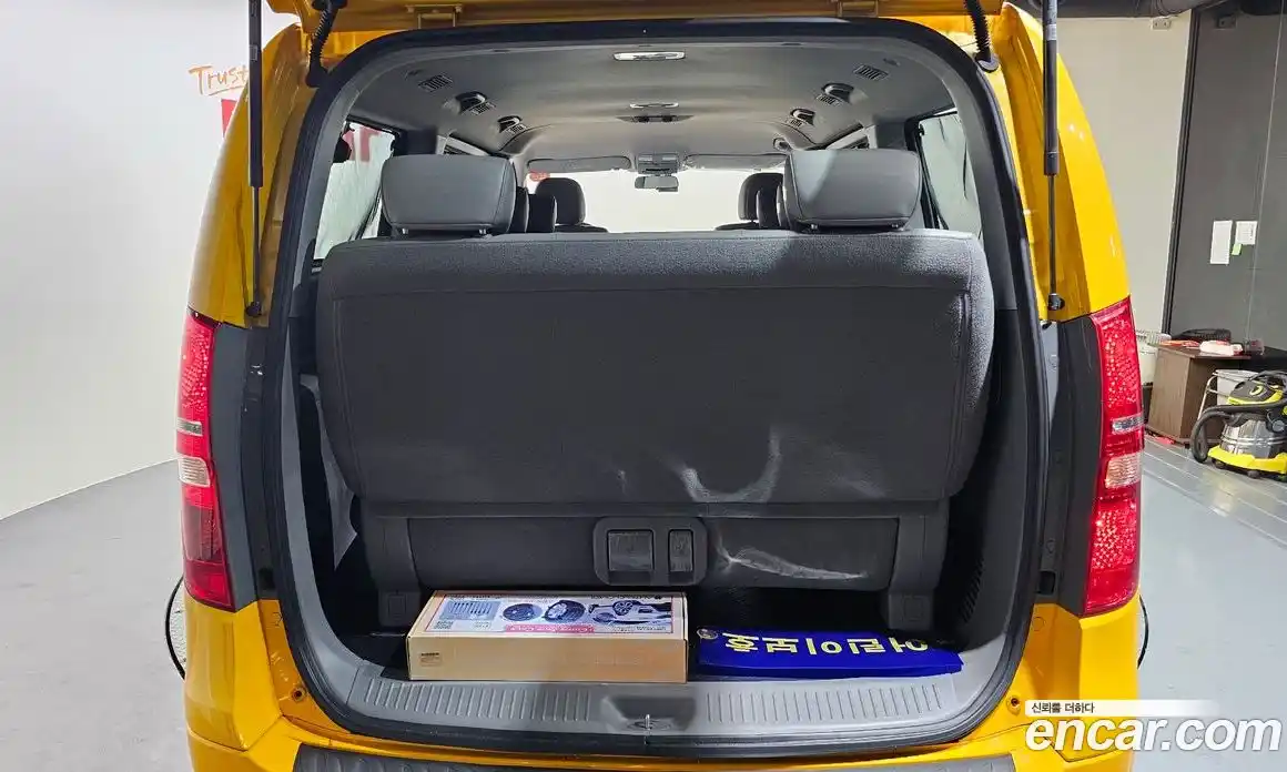 Hyundai Starex 2018 2.4 автомат (гидро), фото 26