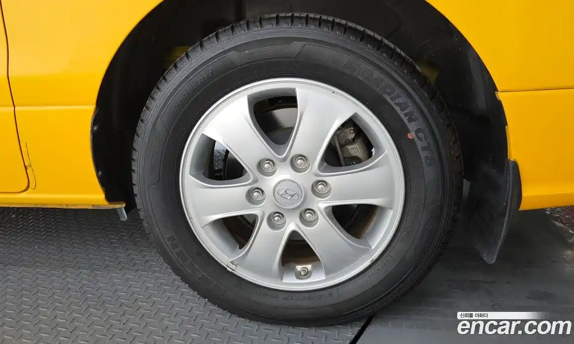 Hyundai Starex 2018 2.4 автомат (гидро), фото 7