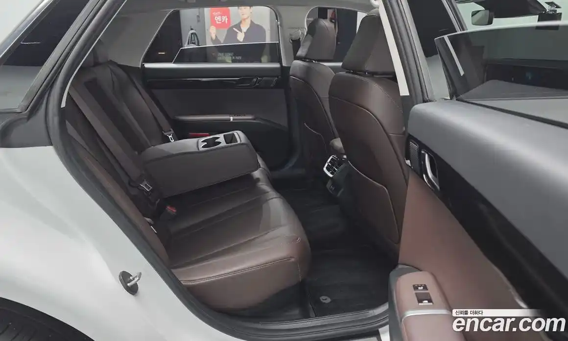 Hyundai Grandeur 2024 1.6 автомат (гидро), фото 17