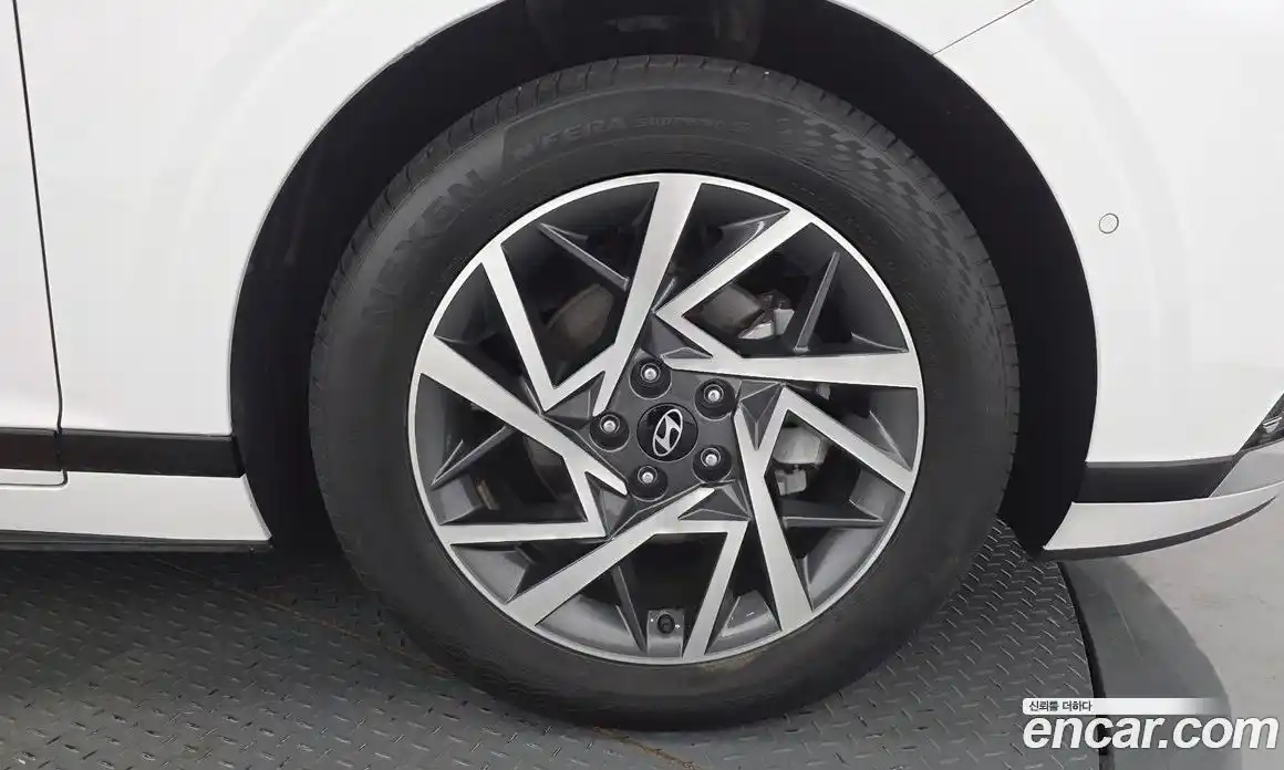 Hyundai Grandeur 2024 1.6 автомат (гидро), фото 4
