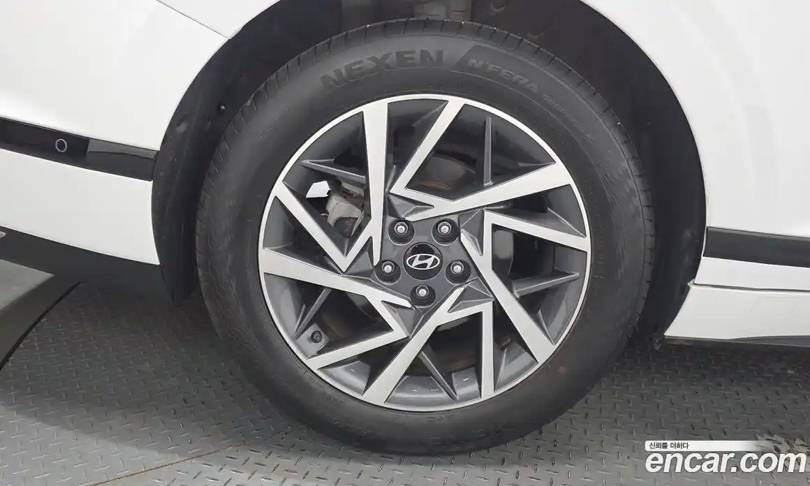 Hyundai Grandeur 2024 1.6 автомат (гидро), фото 6