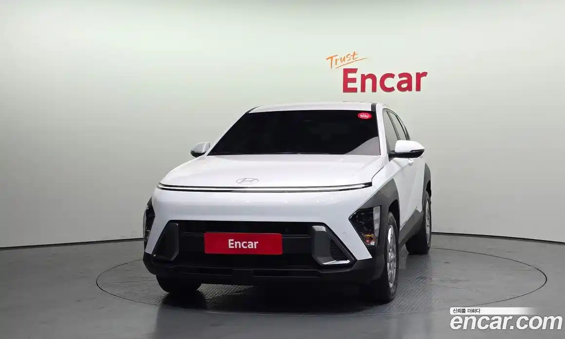 Hyundai Kona 2024 1.6 автомат (гидро), фото 3