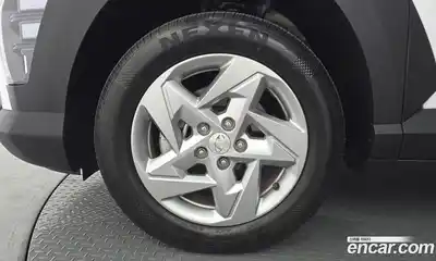 Hyundai Kona 2024 1.6 автомат (гидро), миниатюра 5