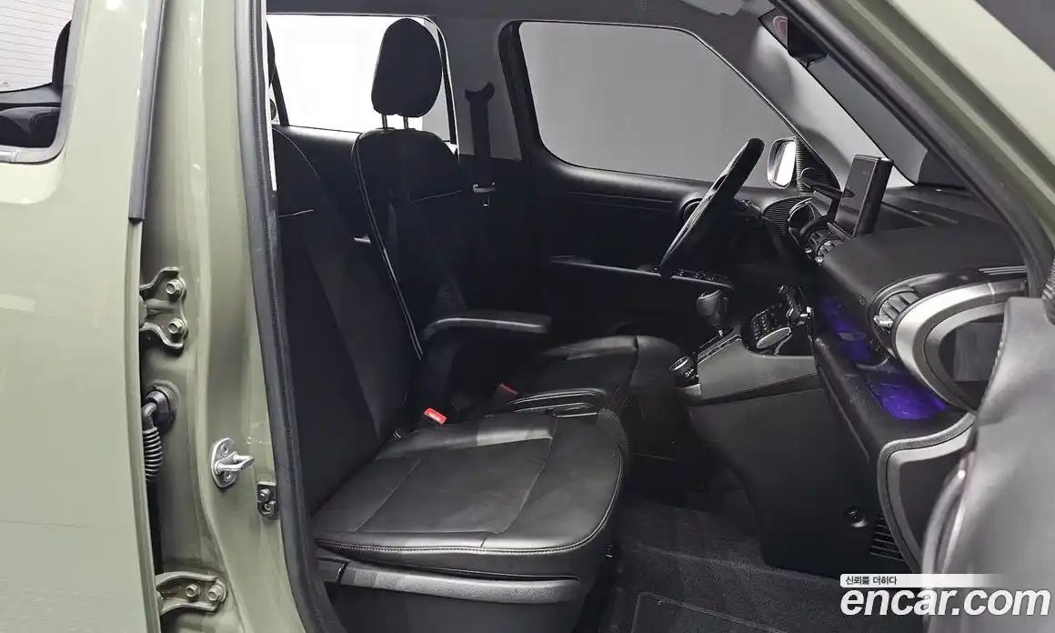 Hyundai Casper 2024 1.0 автомат (гидро), фото 13