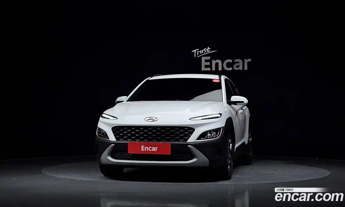Hyundai Kona 2023 1.6 автомат (гидро), фото 3