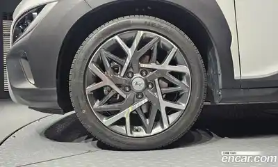 Hyundai Kona 2023 1.6 автомат (гидро), миниатюра 5