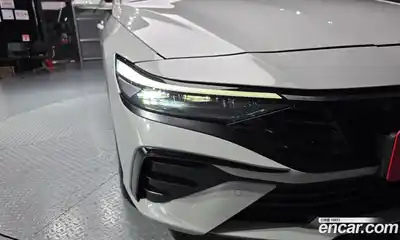 Hyundai Avante 2023 1.6 автомат (гидро), миниатюра 8