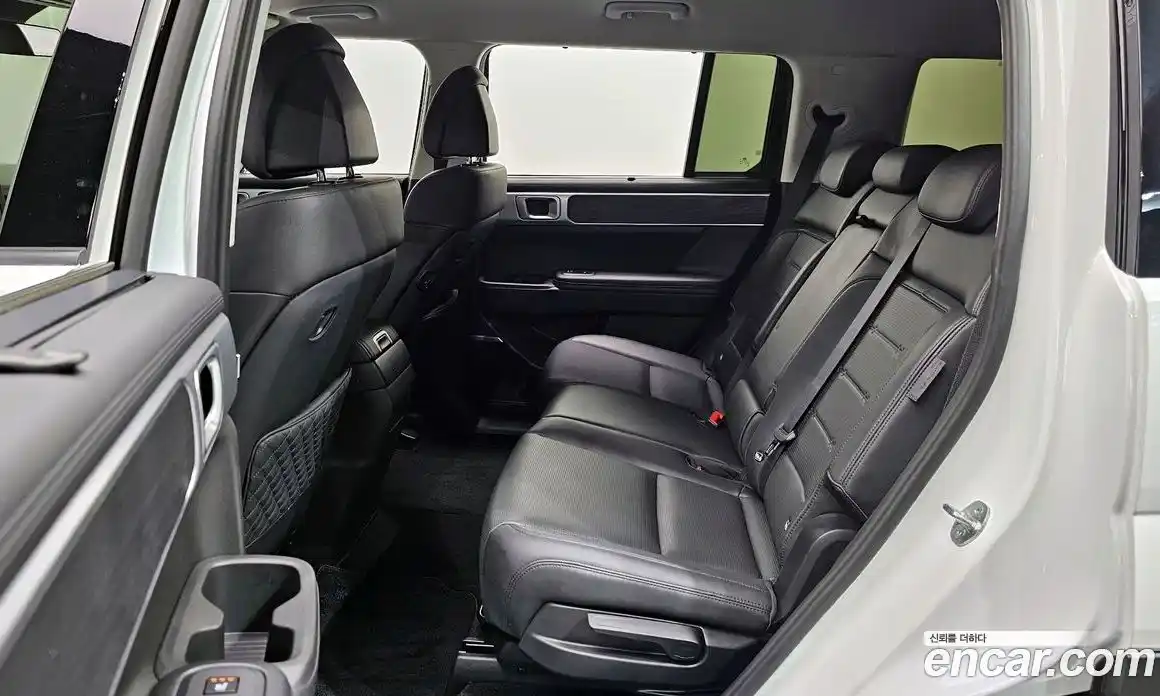 Hyundai Santa Fe 2024 2.5 автомат (гидро), фото 17