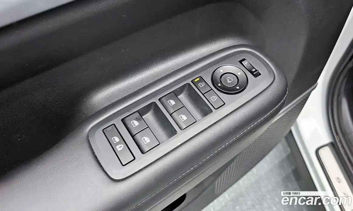 Hyundai Santa Fe 2024 2.5 автомат (гидро), фото 30