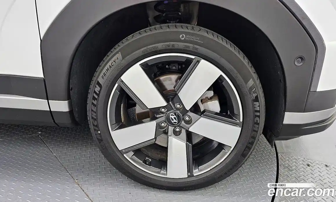Hyundai Santa Fe 2024 2.5 автомат (гидро), фото 7