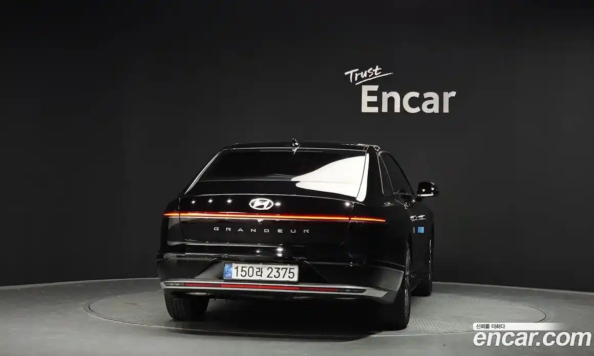 Hyundai Grandeur 2023 1.6 автомат (гидро), фото 3
