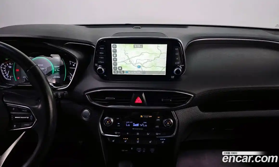 Hyundai Santa Fe 2018 2.0 автомат (гидро), фото 13