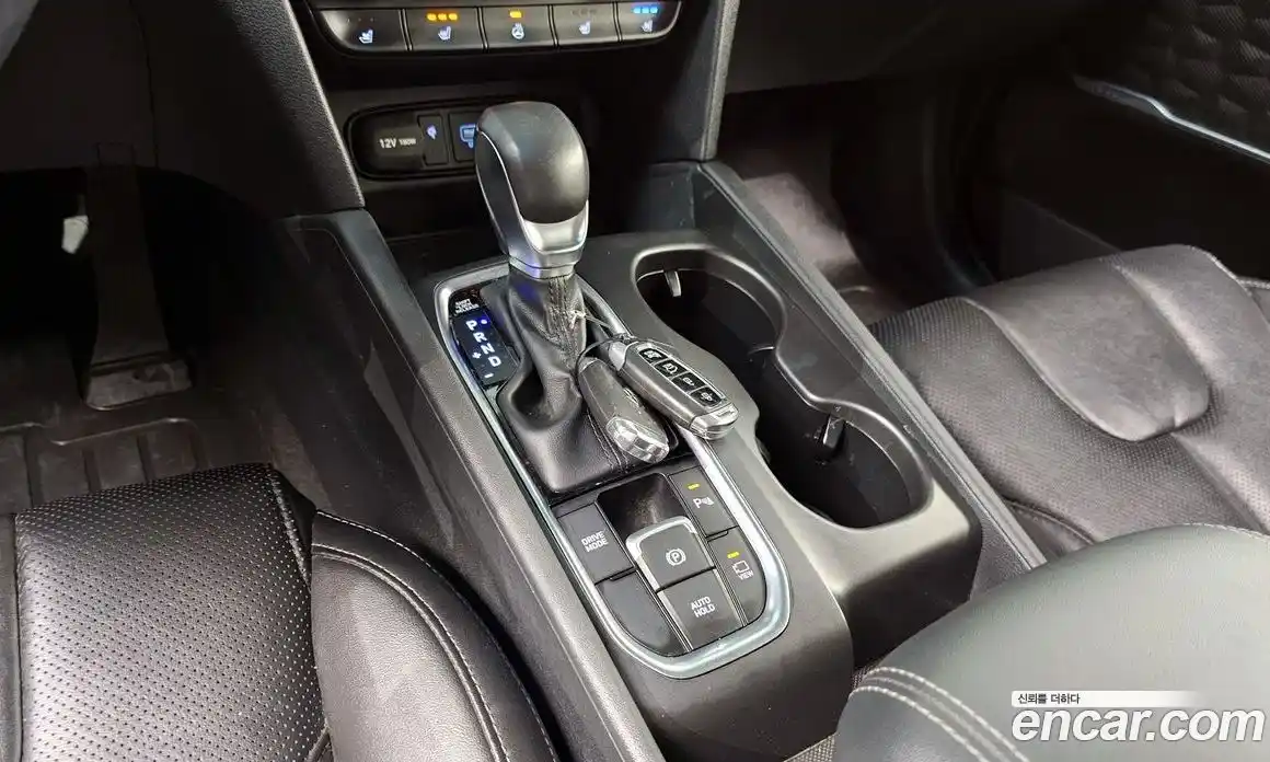 Hyundai Santa Fe 2018 2.0 автомат (гидро), фото 9