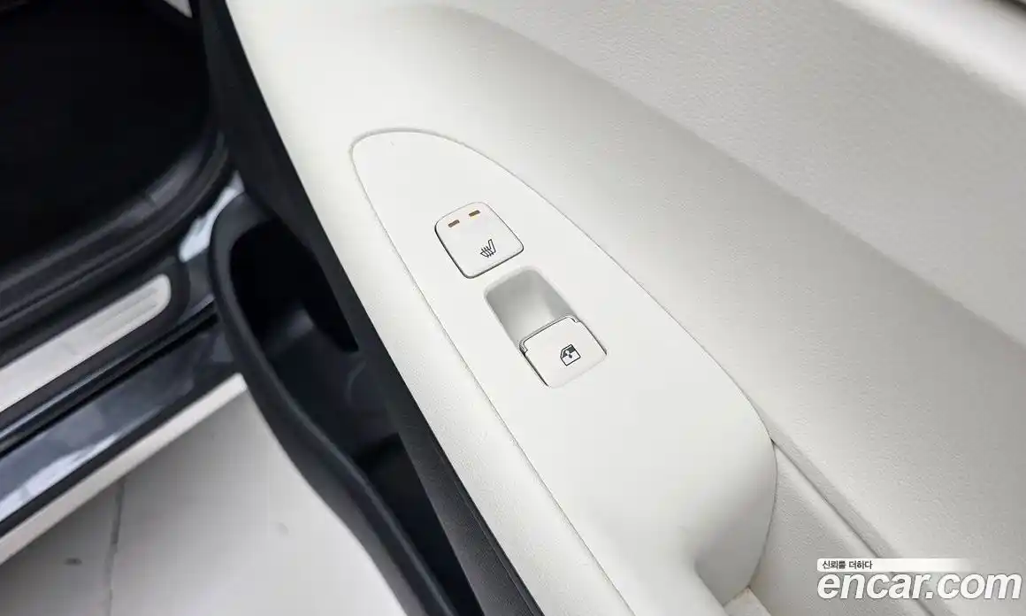 Hyundai Grandeur 2022 2.4 автомат (гидро), фото 19