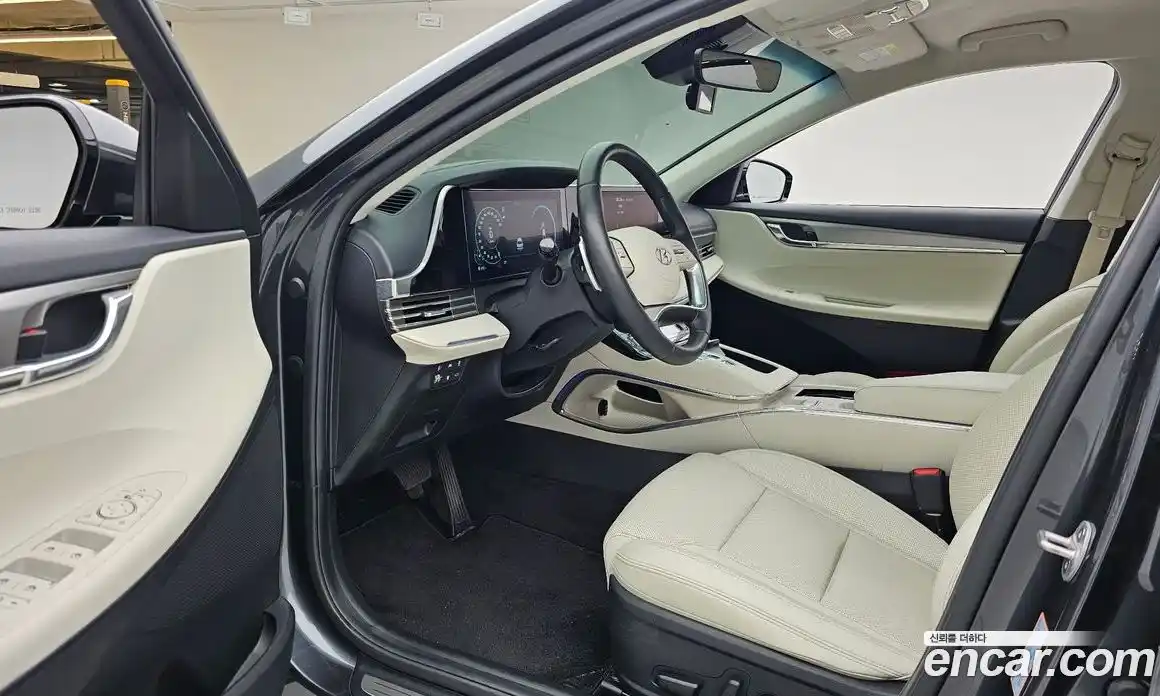 Hyundai Grandeur 2022 2.4 автомат (гидро), фото 10