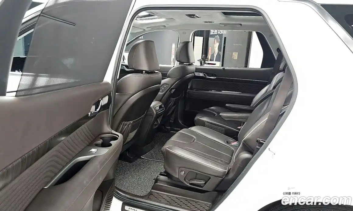 Hyundai Palisade 2023 3.8 автомат (гидро), фото 17