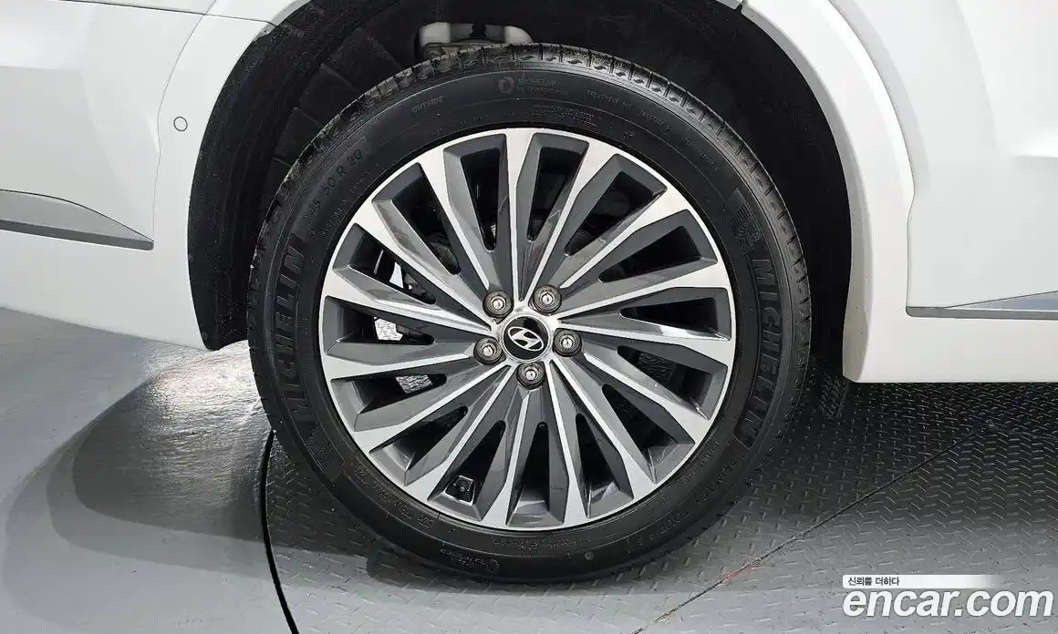 Hyundai Palisade 2023 3.8 автомат (гидро), фото 5