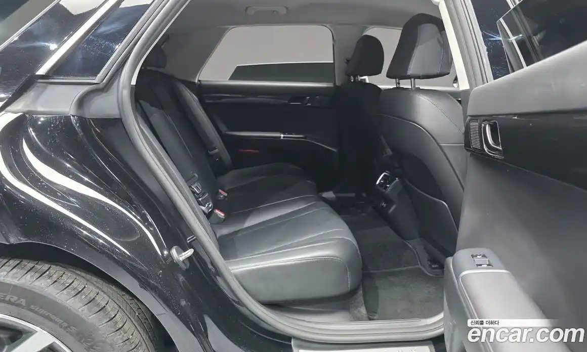 Hyundai Grandeur 2023 3.5 автомат (гидро), фото 17