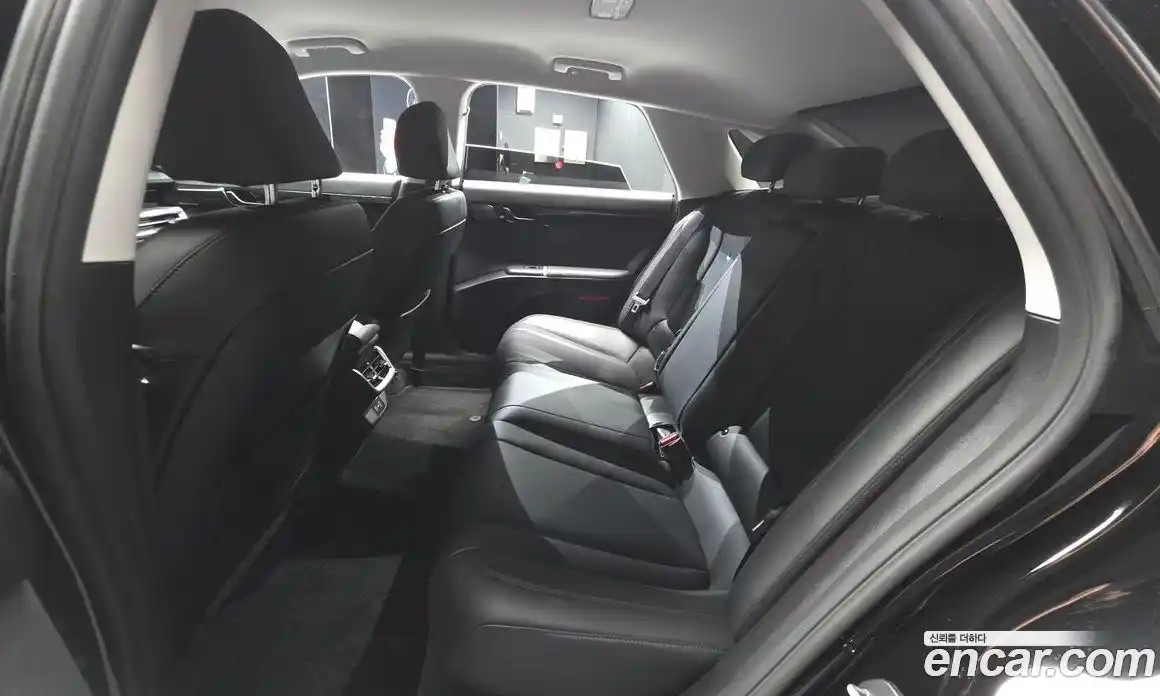 Hyundai Grandeur 2023 3.5 автомат (гидро), фото 18